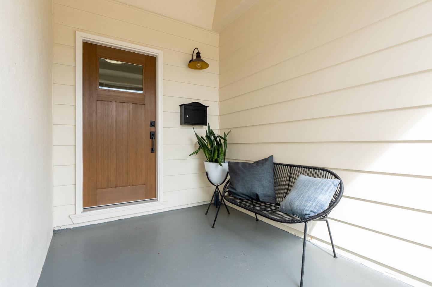 Detail Gallery Image 3 of 42 For 26 Council Crest Dr, Corte Madera,  CA 94925 - 3 Beds | 2 Baths