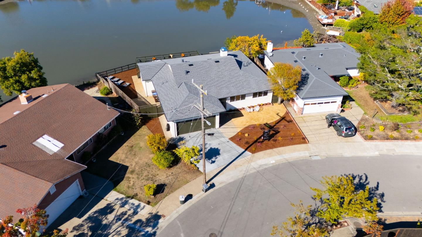 Detail Gallery Image 39 of 42 For 26 Council Crest Dr, Corte Madera,  CA 94925 - 3 Beds | 2 Baths