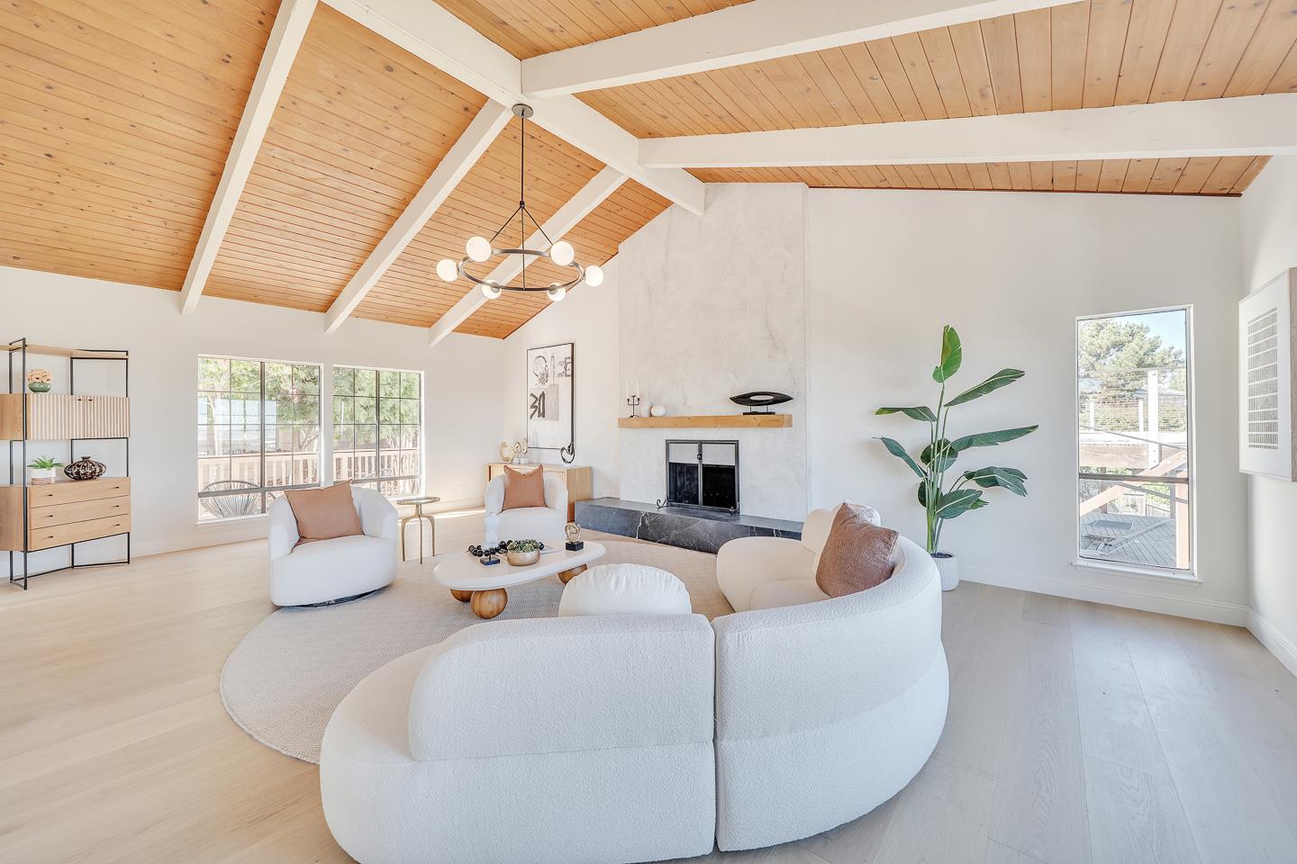 Detail Gallery Image 15 of 40 For 7 Chestnut St, San Carlos,  CA 94070 - 4 Beds | 3/1 Baths