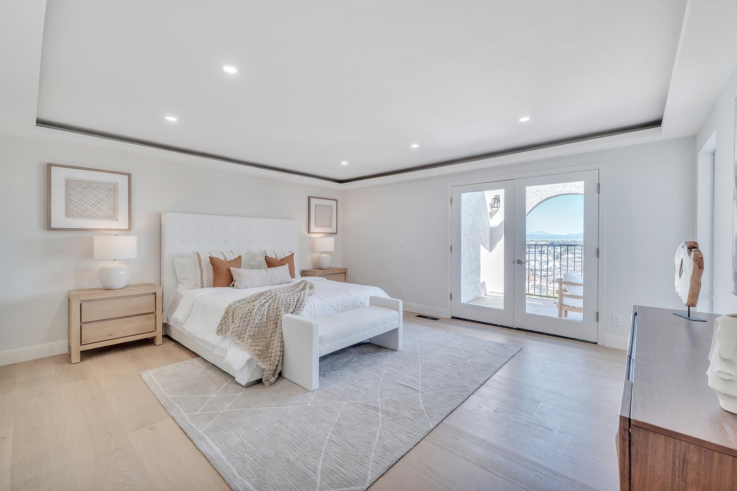 Detail Gallery Image 18 of 40 For 7 Chestnut St, San Carlos,  CA 94070 - 4 Beds | 3/1 Baths