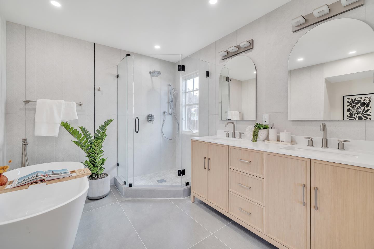 Detail Gallery Image 20 of 40 For 7 Chestnut St, San Carlos,  CA 94070 - 4 Beds | 3/1 Baths