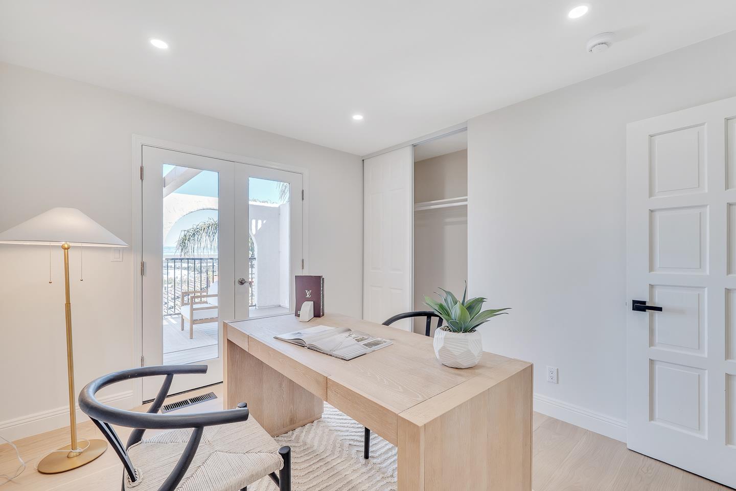 Detail Gallery Image 23 of 40 For 7 Chestnut St, San Carlos,  CA 94070 - 4 Beds | 3/1 Baths