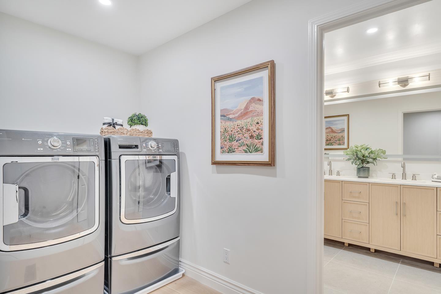 Detail Gallery Image 28 of 40 For 7 Chestnut St, San Carlos,  CA 94070 - 4 Beds | 3/1 Baths