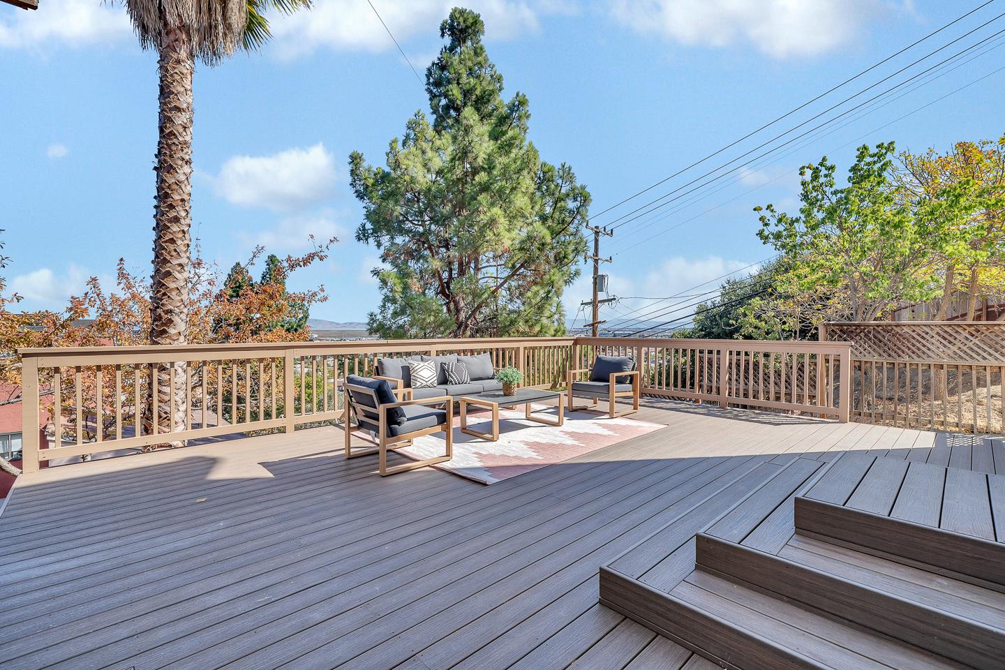 Detail Gallery Image 33 of 40 For 7 Chestnut St, San Carlos,  CA 94070 - 4 Beds | 3/1 Baths