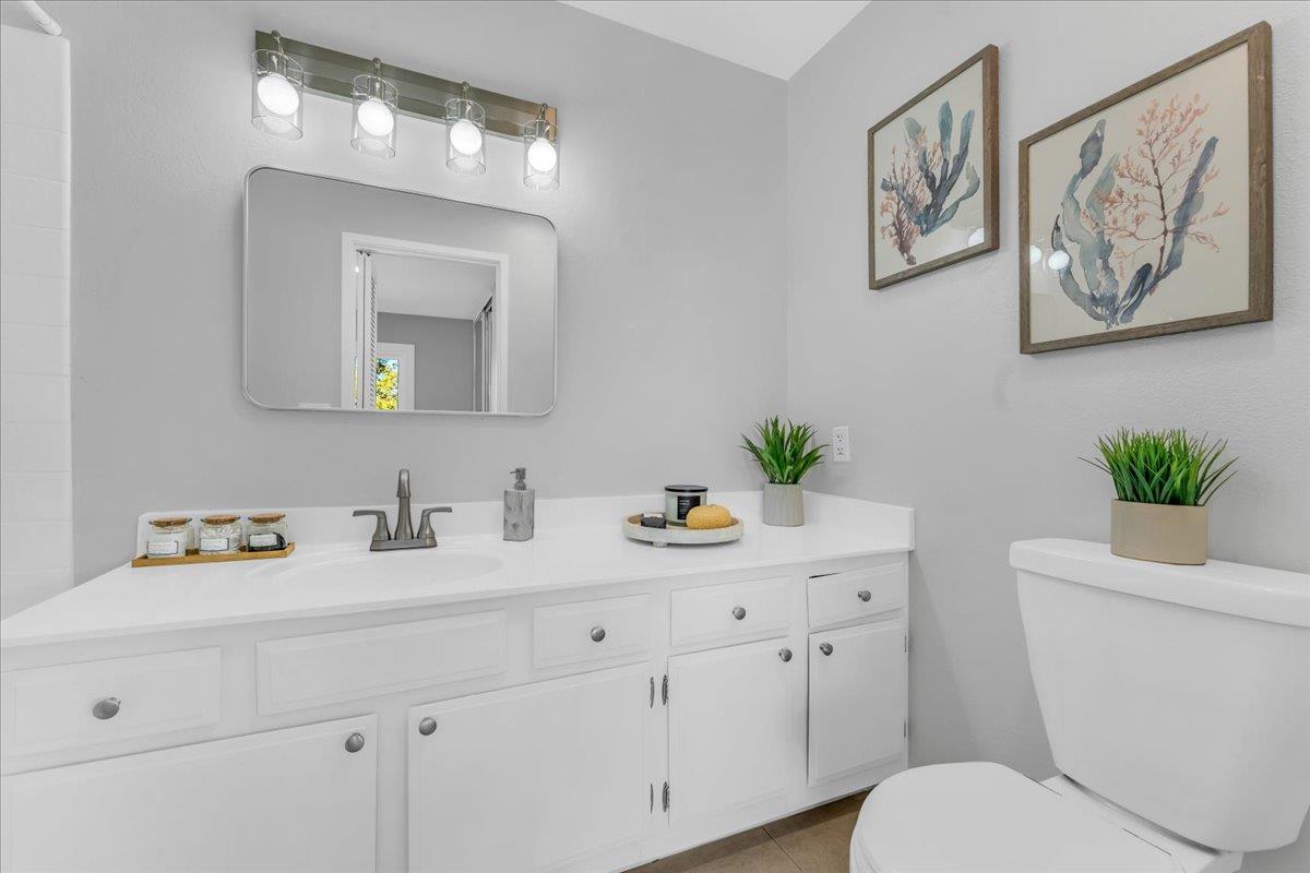 Detail Gallery Image 20 of 28 For 1685 Bayridge Way #204,  San Mateo,  CA 94402 - 2 Beds | 2 Baths
