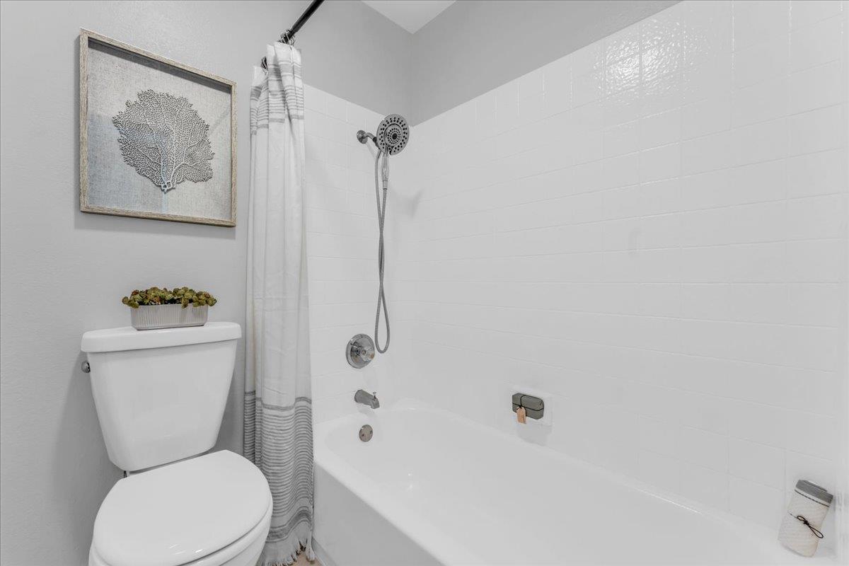 Detail Gallery Image 23 of 28 For 1685 Bayridge Way #204,  San Mateo,  CA 94402 - 2 Beds | 2 Baths