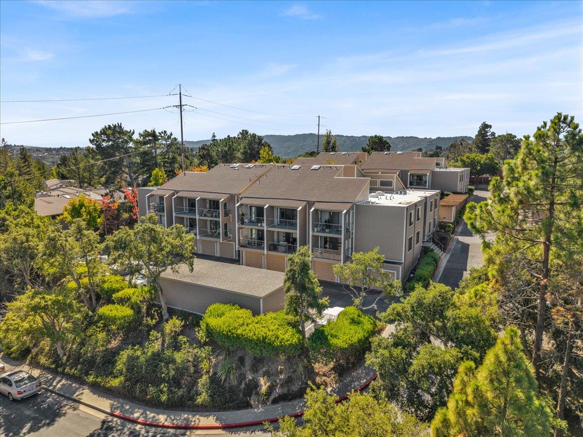 Detail Gallery Image 3 of 28 For 1685 Bayridge Way #204,  San Mateo,  CA 94402 - 2 Beds | 2 Baths