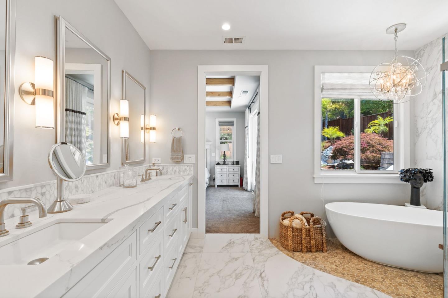 Detail Gallery Image 18 of 41 For 129 Dover St, Los Gatos,  CA 95032 - 5 Beds | 3/2 Baths