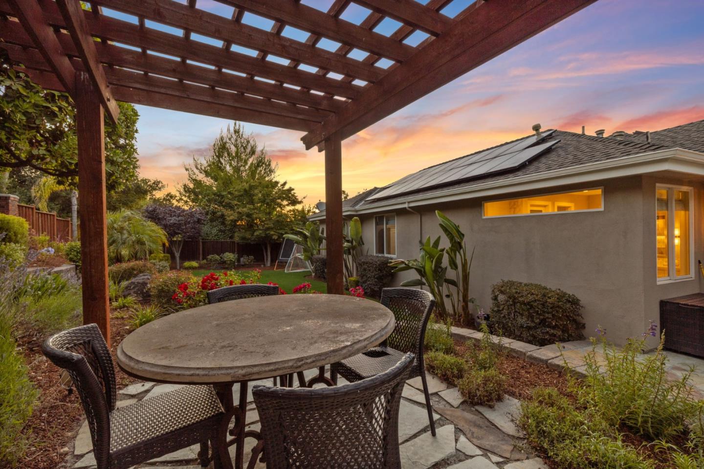 Detail Gallery Image 39 of 41 For 129 Dover St, Los Gatos,  CA 95032 - 5 Beds | 3/2 Baths