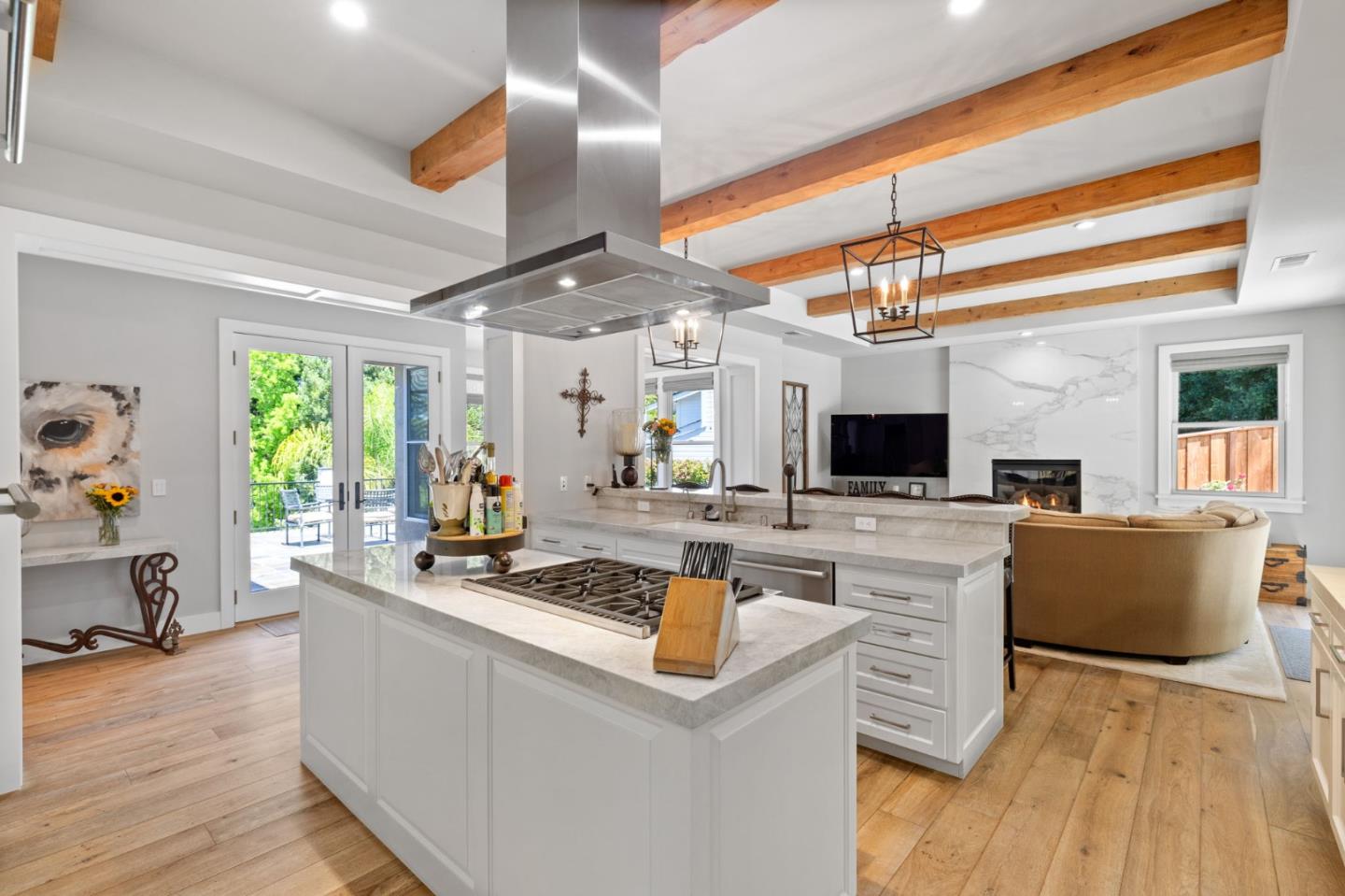 Detail Gallery Image 9 of 41 For 129 Dover St, Los Gatos,  CA 95032 - 5 Beds | 3/2 Baths