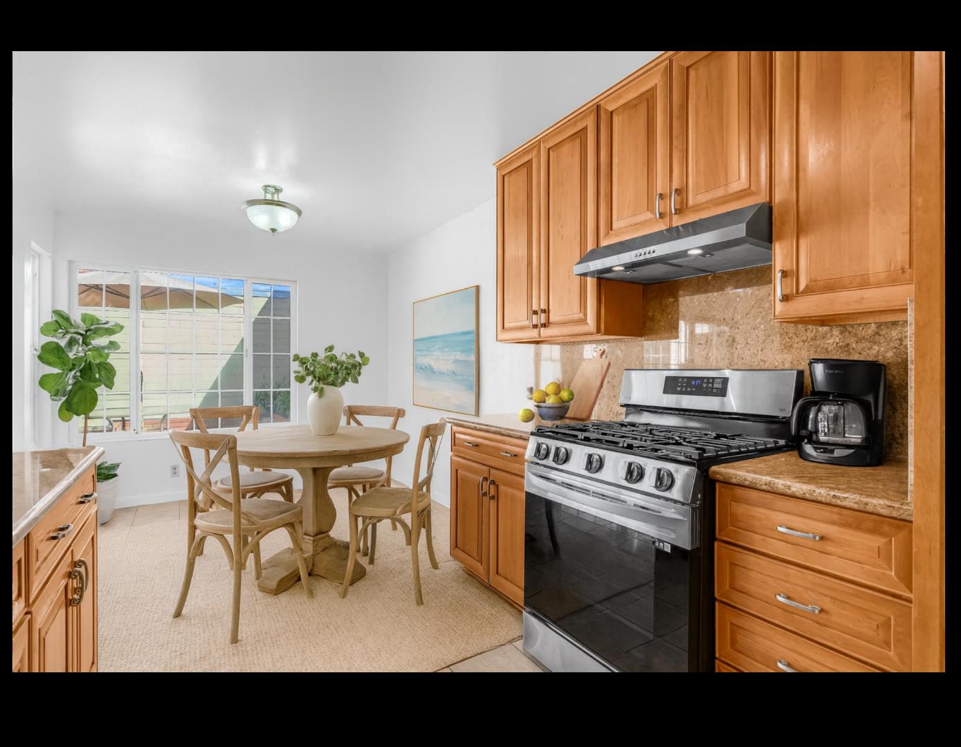 Detail Gallery Image 7 of 20 For 33162 Lake Pyramid St, Fremont,  CA 94555 - 5 Beds | 3 Baths