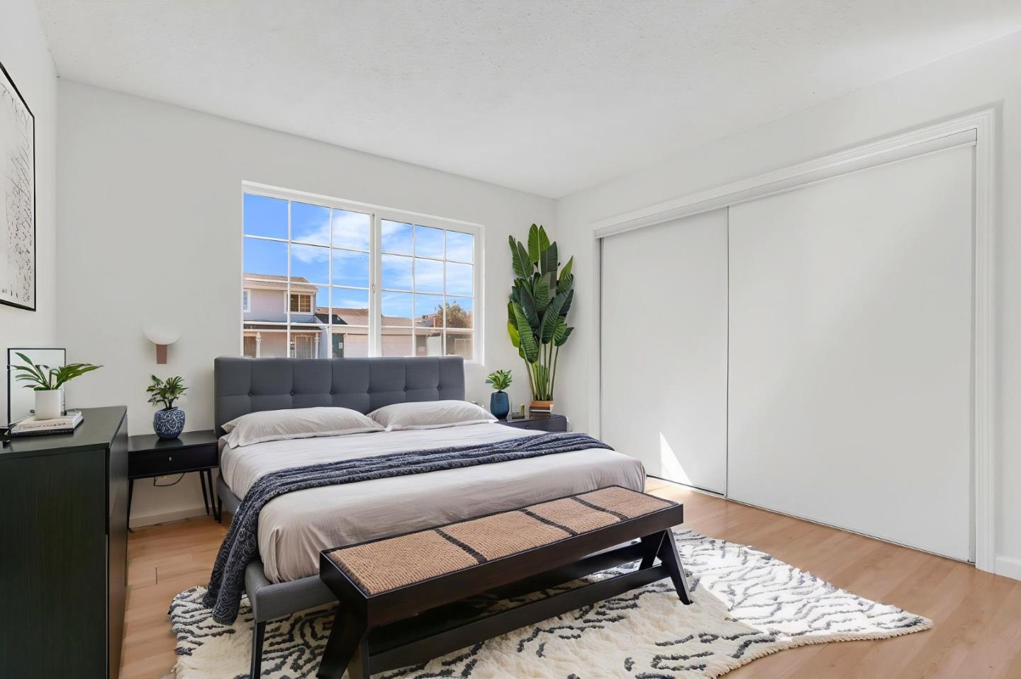 Detail Gallery Image 9 of 20 For 33162 Lake Pyramid St, Fremont,  CA 94555 - 5 Beds | 3 Baths