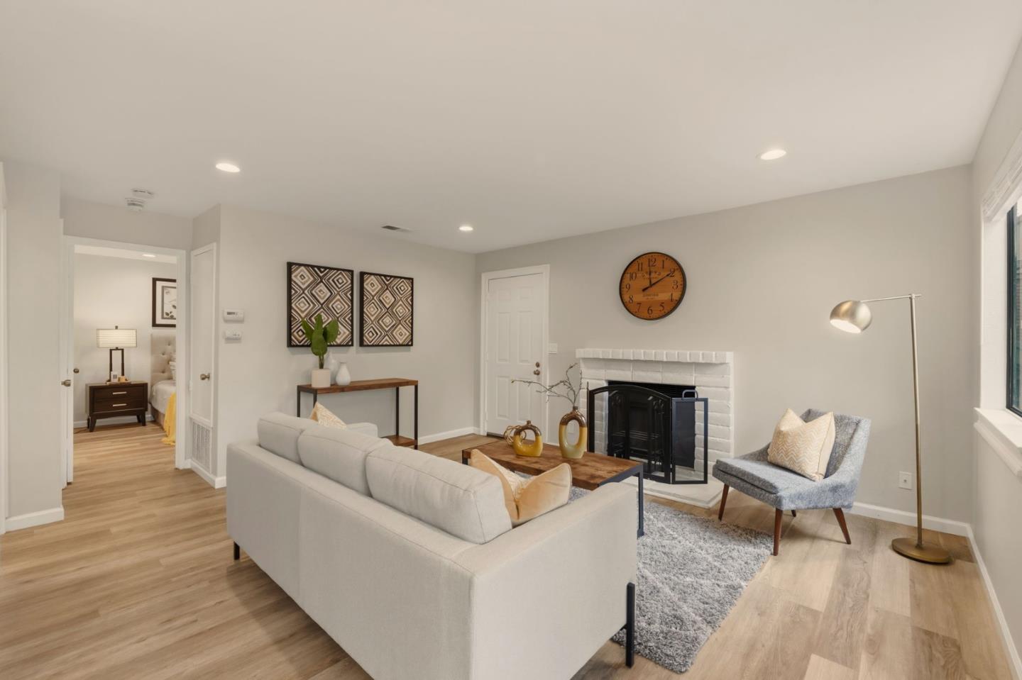 Photo #3: ML82024708 Listing: Photo #3