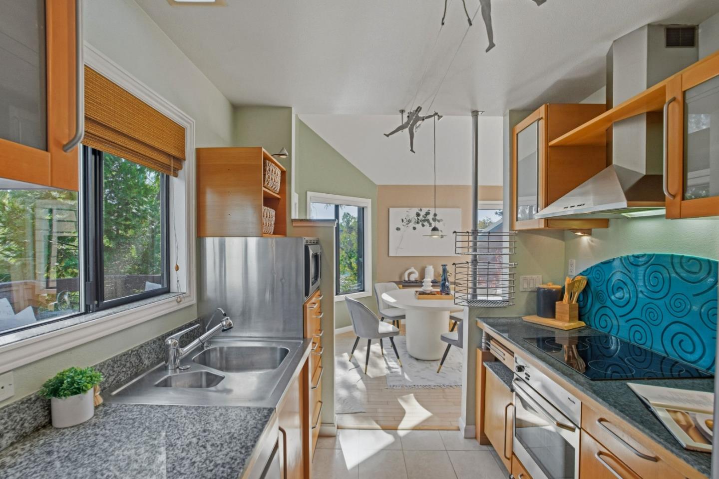 Detail Gallery Image 26 of 71 For 953 Shoreline Dr, San Mateo,  CA 94404 - 2 Beds | 2 Baths