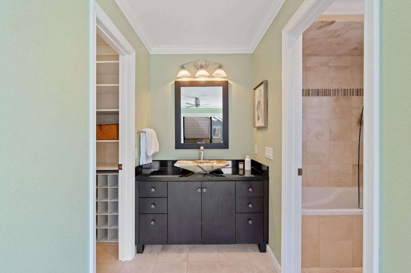 Detail Gallery Image 37 of 71 For 953 Shoreline Dr, San Mateo,  CA 94404 - 2 Beds | 2 Baths