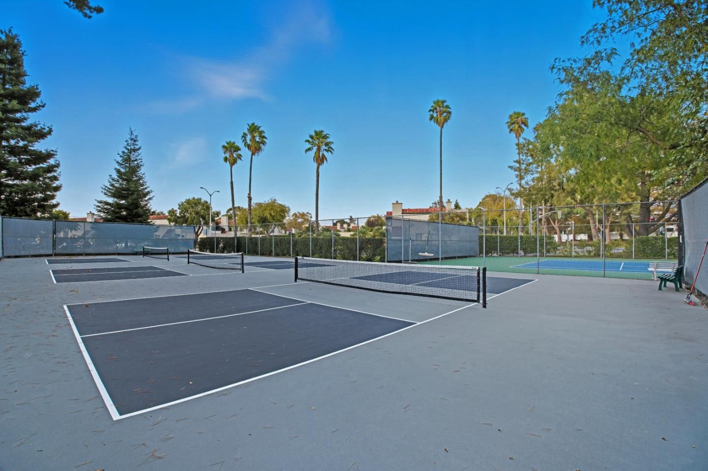 Detail Gallery Image 62 of 71 For 953 Shoreline Dr, San Mateo,  CA 94404 - 2 Beds | 2 Baths