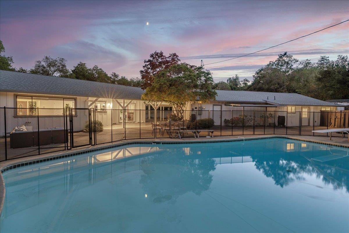 Detail Gallery Image 53 of 65 For 12272 Windsor Ct, Los Altos Hills,  CA 94022 - 5 Beds | 3 Baths