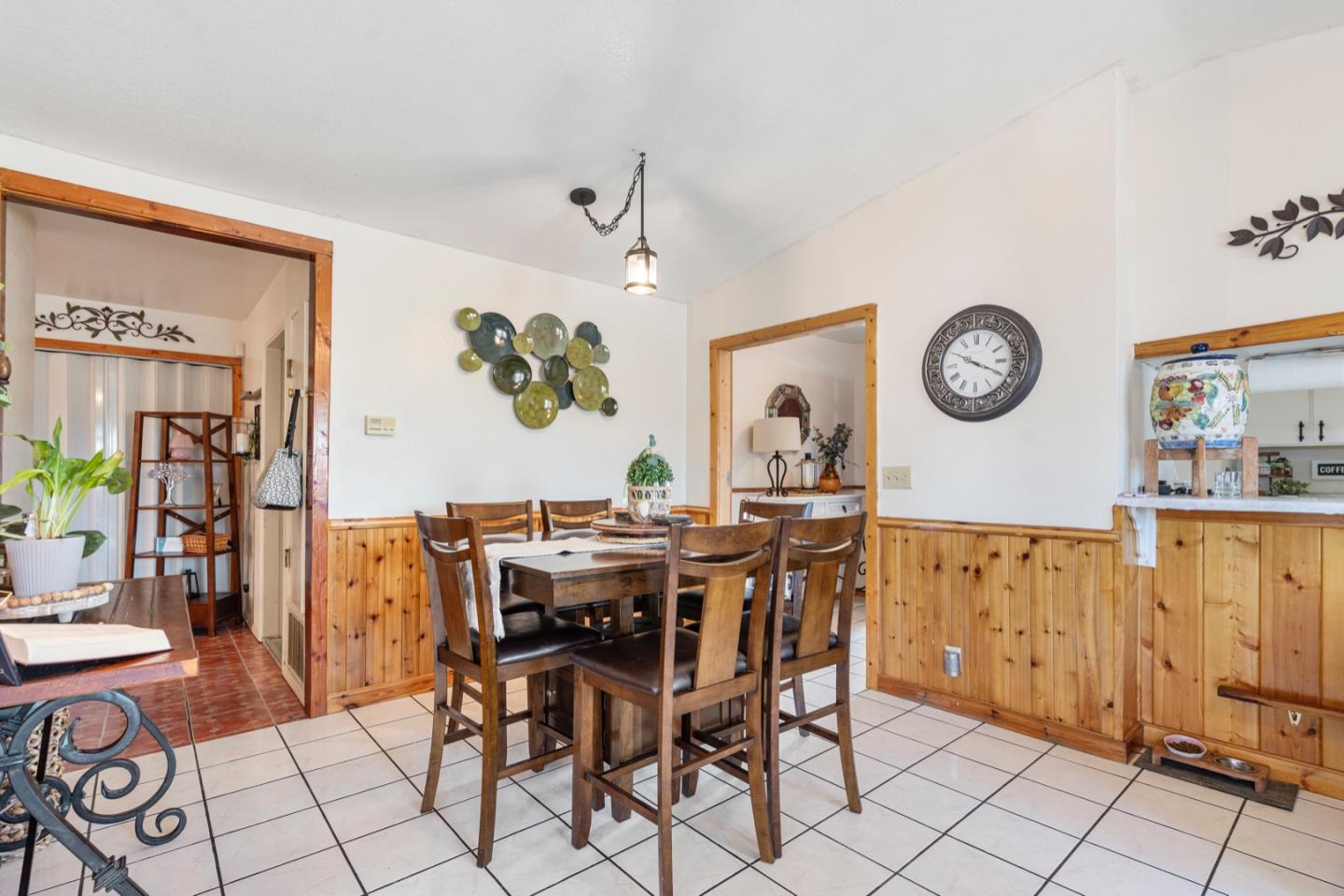 Detail Gallery Image 17 of 39 For 601 Chaparral Ct, Hollister,  CA 95023 - 3 Beds | 1 Baths