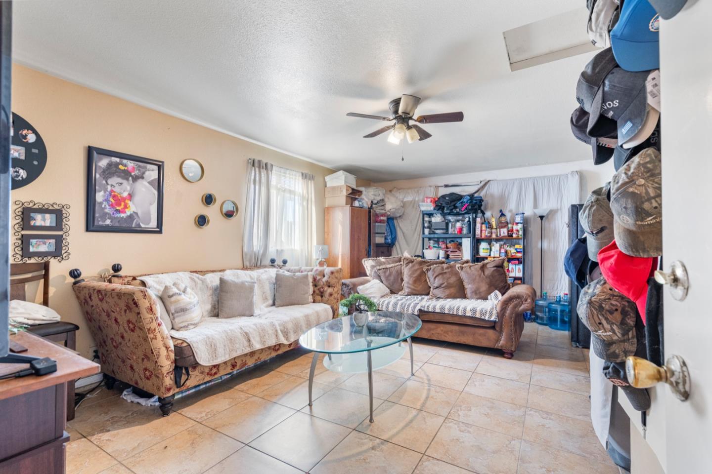 Detail Gallery Image 21 of 39 For 601 Chaparral Ct, Hollister,  CA 95023 - 3 Beds | 1 Baths