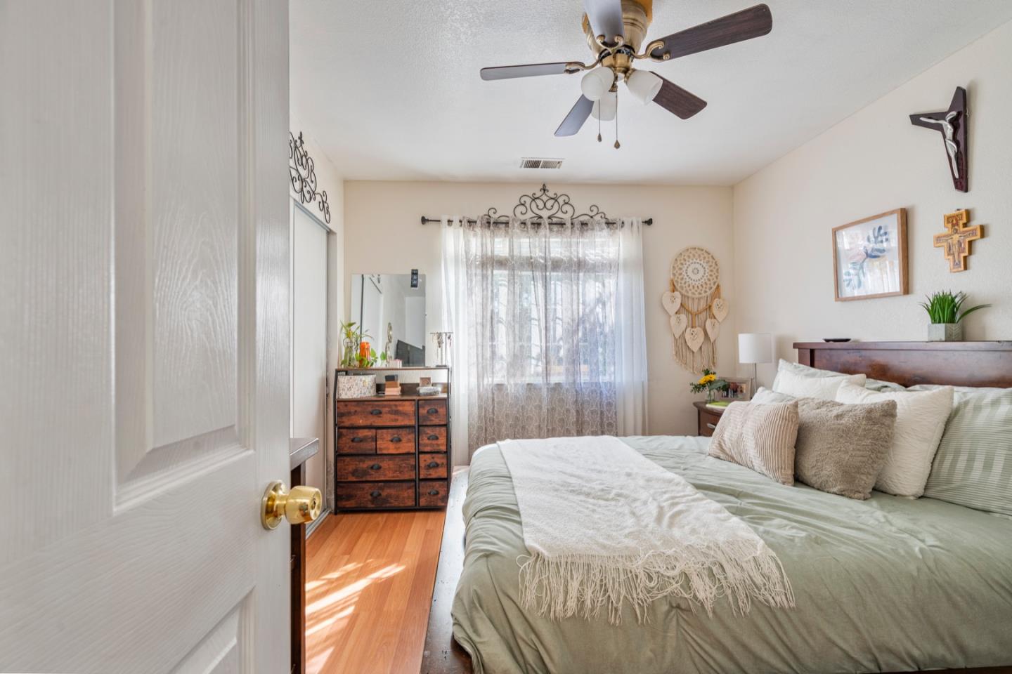 Detail Gallery Image 26 of 39 For 601 Chaparral Ct, Hollister,  CA 95023 - 3 Beds | 1 Baths