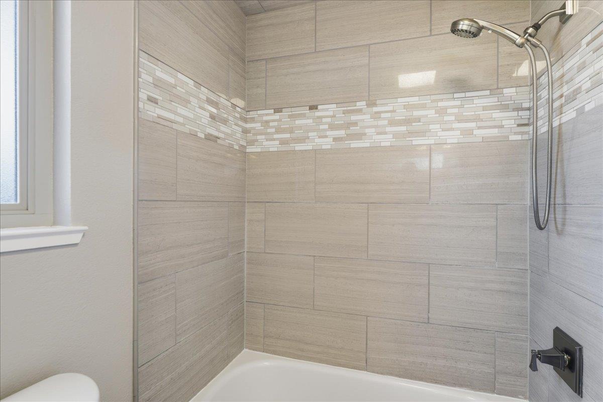 Detail Gallery Image 17 of 26 For 498 Verano Ct, San Jose,  CA 95111 - 3 Beds | 2/1 Baths