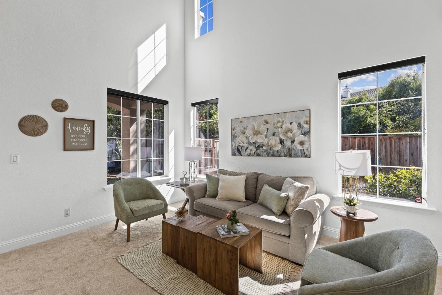 Detail Gallery Image 14 of 43 For 1482 Goshawk Ct, Gilroy,  CA 95020 - 5 Beds | 3 Baths