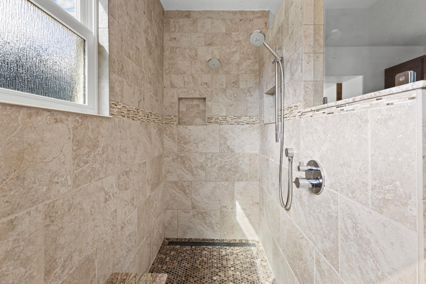 Detail Gallery Image 26 of 43 For 1482 Goshawk Ct, Gilroy,  CA 95020 - 5 Beds | 3 Baths