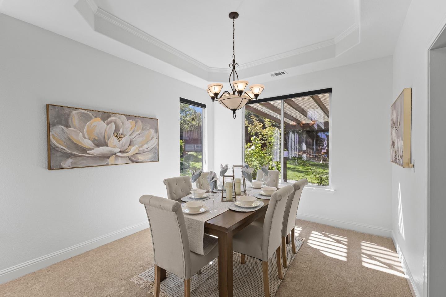 Detail Gallery Image 6 of 43 For 1482 Goshawk Ct, Gilroy,  CA 95020 - 5 Beds | 3 Baths