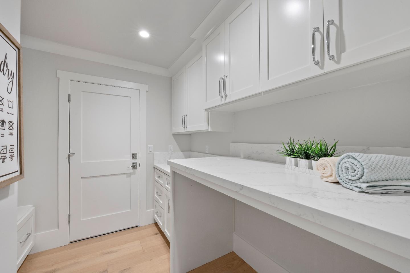 Detail Gallery Image 11 of 50 For 3513 Oxford Ct, Santa Clara,  CA 95051 - 5 Beds | 4 Baths