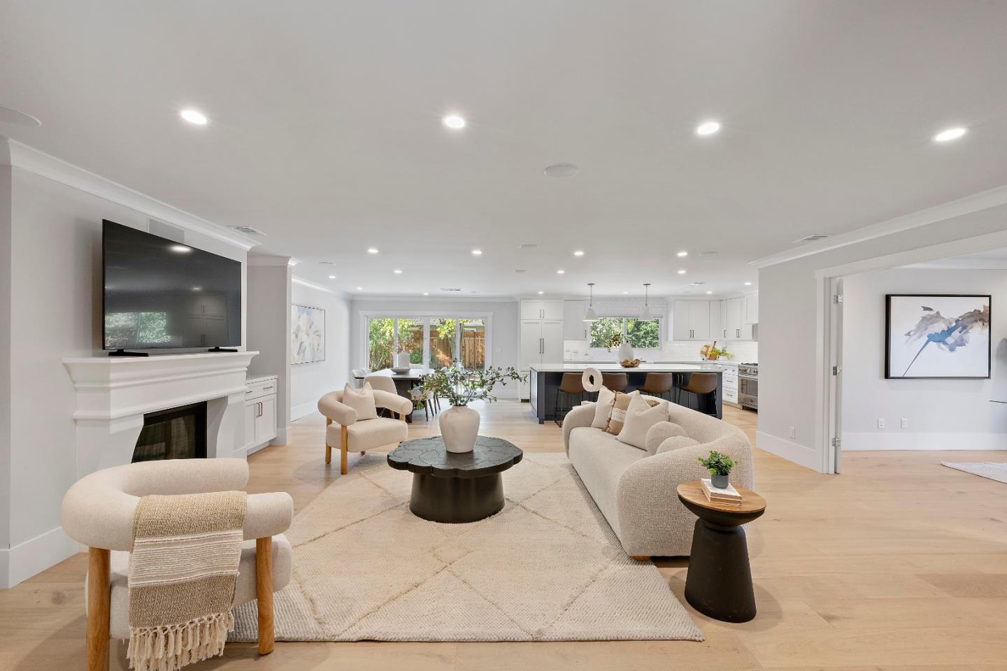 Detail Gallery Image 5 of 50 For 3513 Oxford Ct, Santa Clara,  CA 95051 - 5 Beds | 4 Baths