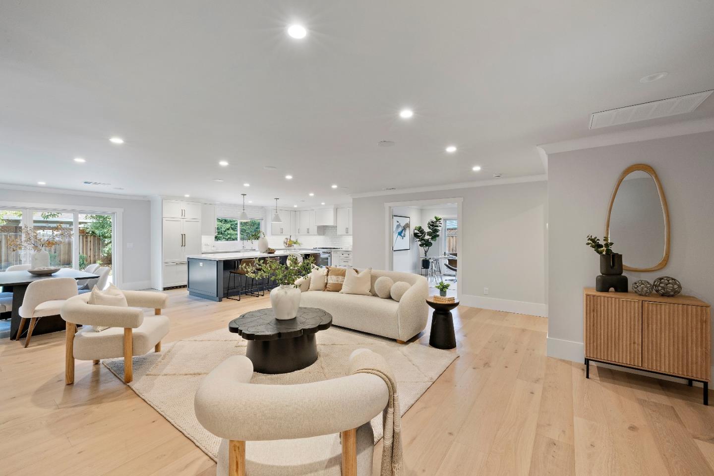 Detail Gallery Image 6 of 50 For 3513 Oxford Ct, Santa Clara,  CA 95051 - 5 Beds | 4 Baths