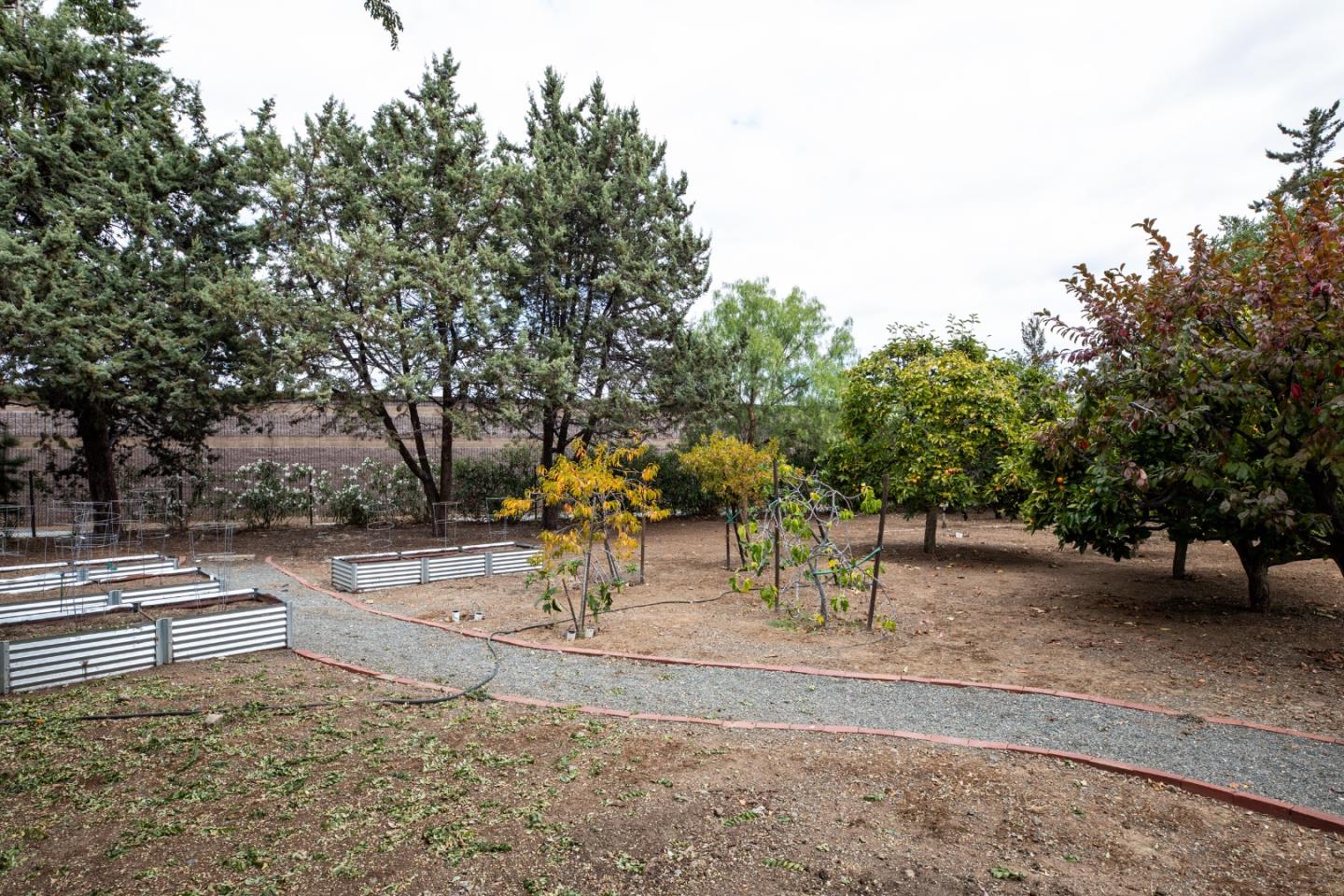 Detail Gallery Image 33 of 45 For 10715 Grapnel Pl, Cupertino,  CA 95014 - 5 Beds | 3 Baths