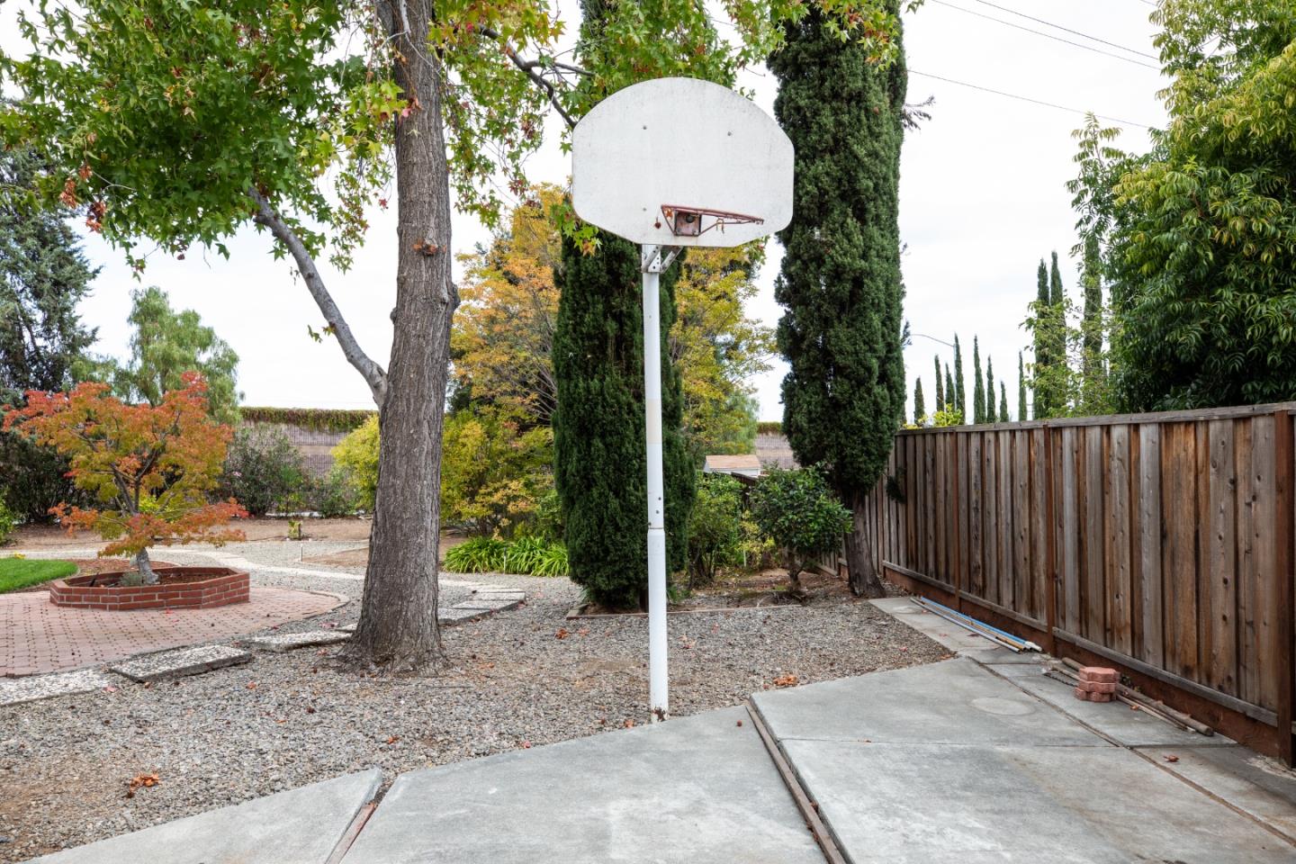 Detail Gallery Image 40 of 45 For 10715 Grapnel Pl, Cupertino,  CA 95014 - 5 Beds | 3 Baths