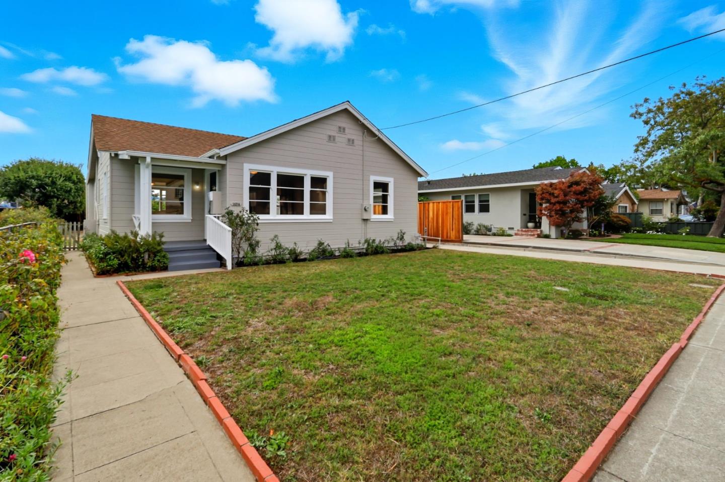 Detail Gallery Image 2 of 35 For 1694 Homestead Rd, Santa Clara,  CA 95050 - 2 Beds | 1/1 Baths