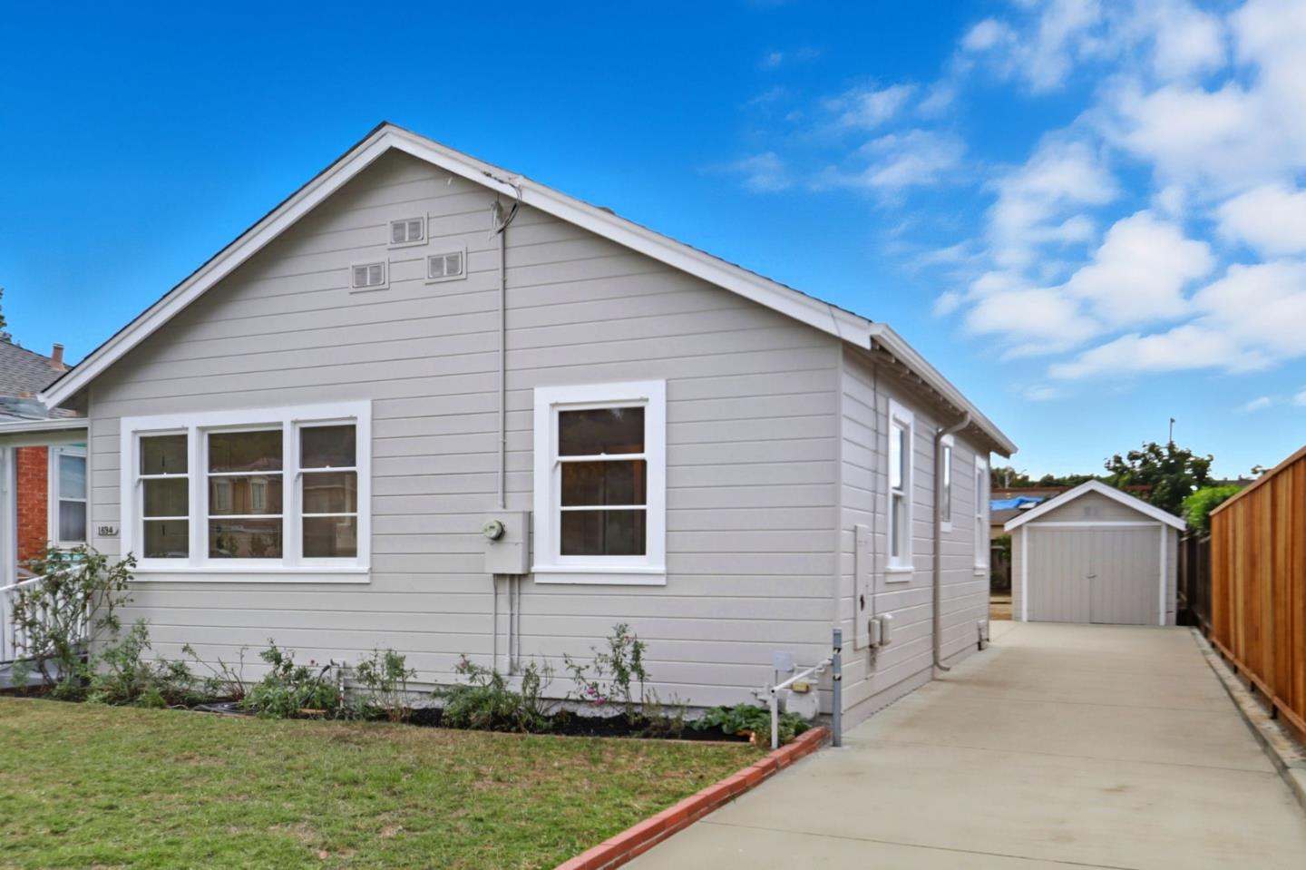 Detail Gallery Image 3 of 35 For 1694 Homestead Rd, Santa Clara,  CA 95050 - 2 Beds | 1/1 Baths