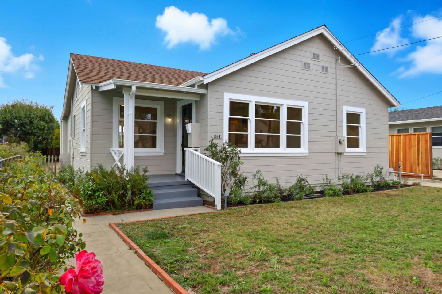 Detail Gallery Image 4 of 35 For 1694 Homestead Rd, Santa Clara,  CA 95050 - 2 Beds | 1/1 Baths