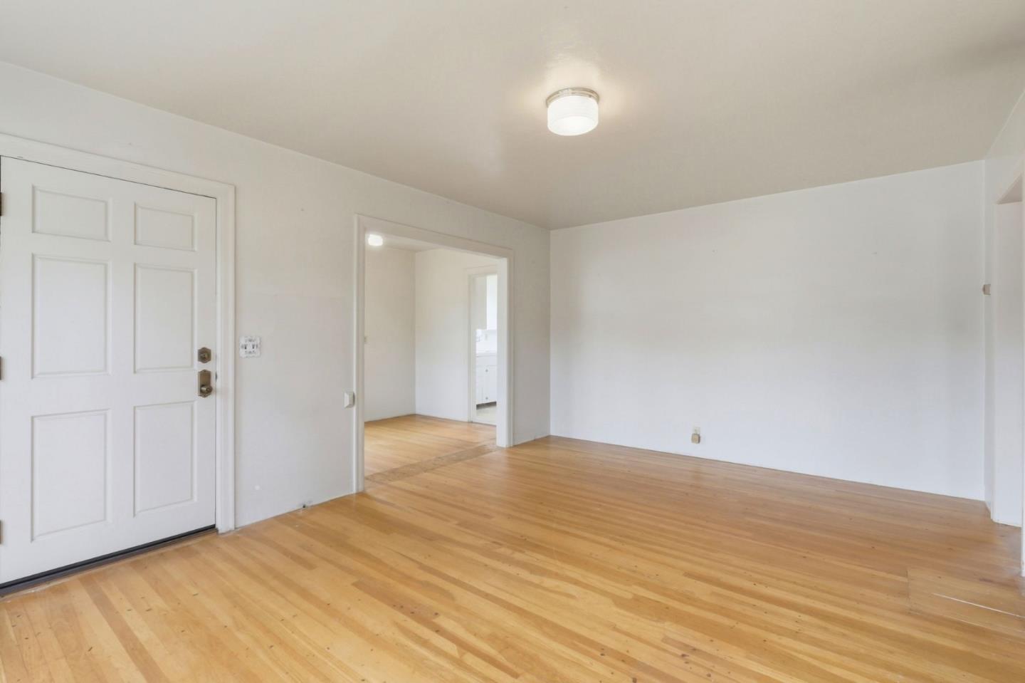 Detail Gallery Image 8 of 35 For 1694 Homestead Rd, Santa Clara,  CA 95050 - 2 Beds | 1/1 Baths