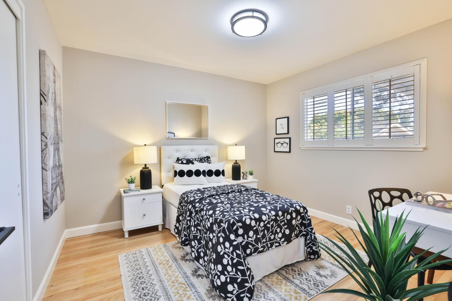 Detail Gallery Image 15 of 31 For 1072 Syracuse Dr, Sunnyvale,  CA 94087 - 4 Beds | 2 Baths