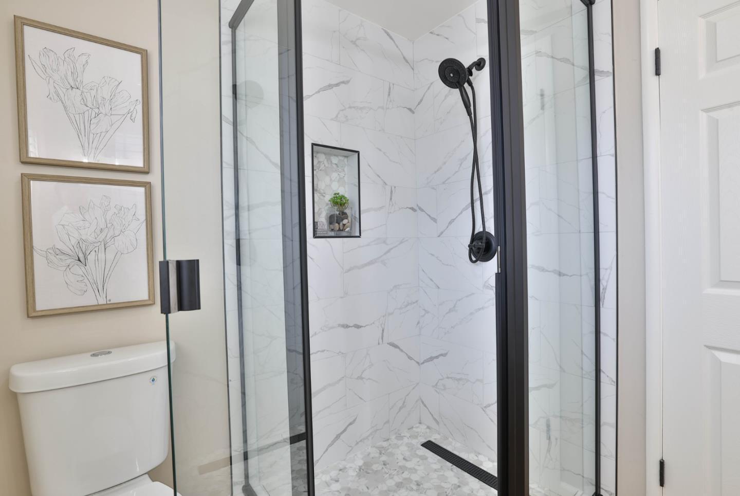 Detail Gallery Image 17 of 31 For 1072 Syracuse Dr, Sunnyvale,  CA 94087 - 4 Beds | 2 Baths