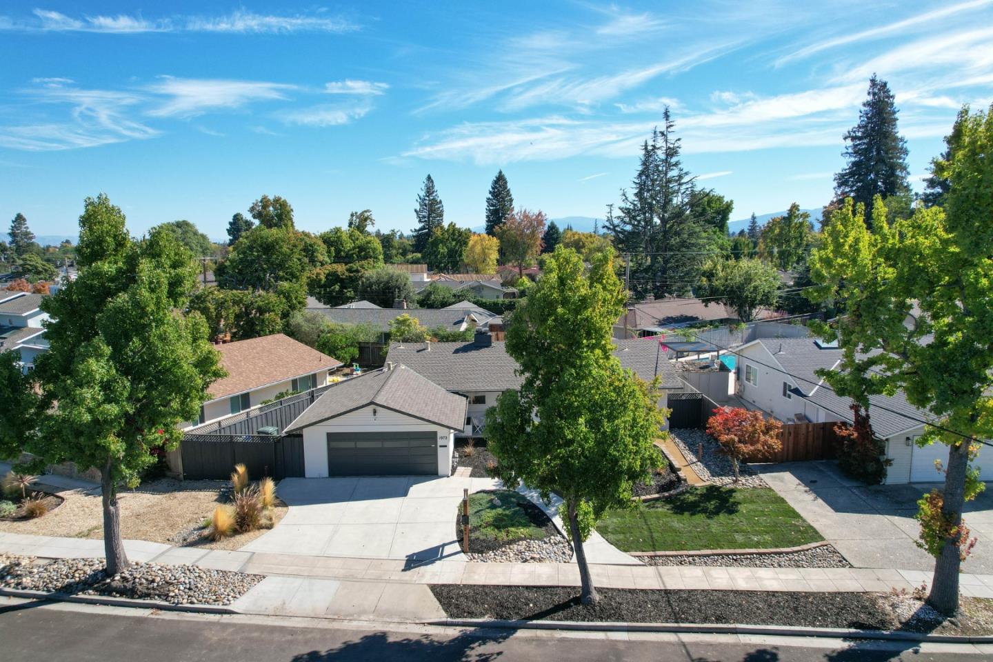 Detail Gallery Image 27 of 31 For 1072 Syracuse Dr, Sunnyvale,  CA 94087 - 4 Beds | 2 Baths