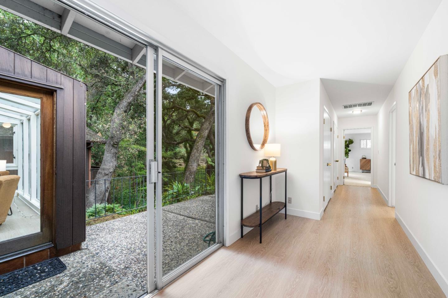 Detail Gallery Image 27 of 59 For 16325 Oakhurst Dr, Monte Sereno,  CA 95030 - 6 Beds | 3 Baths