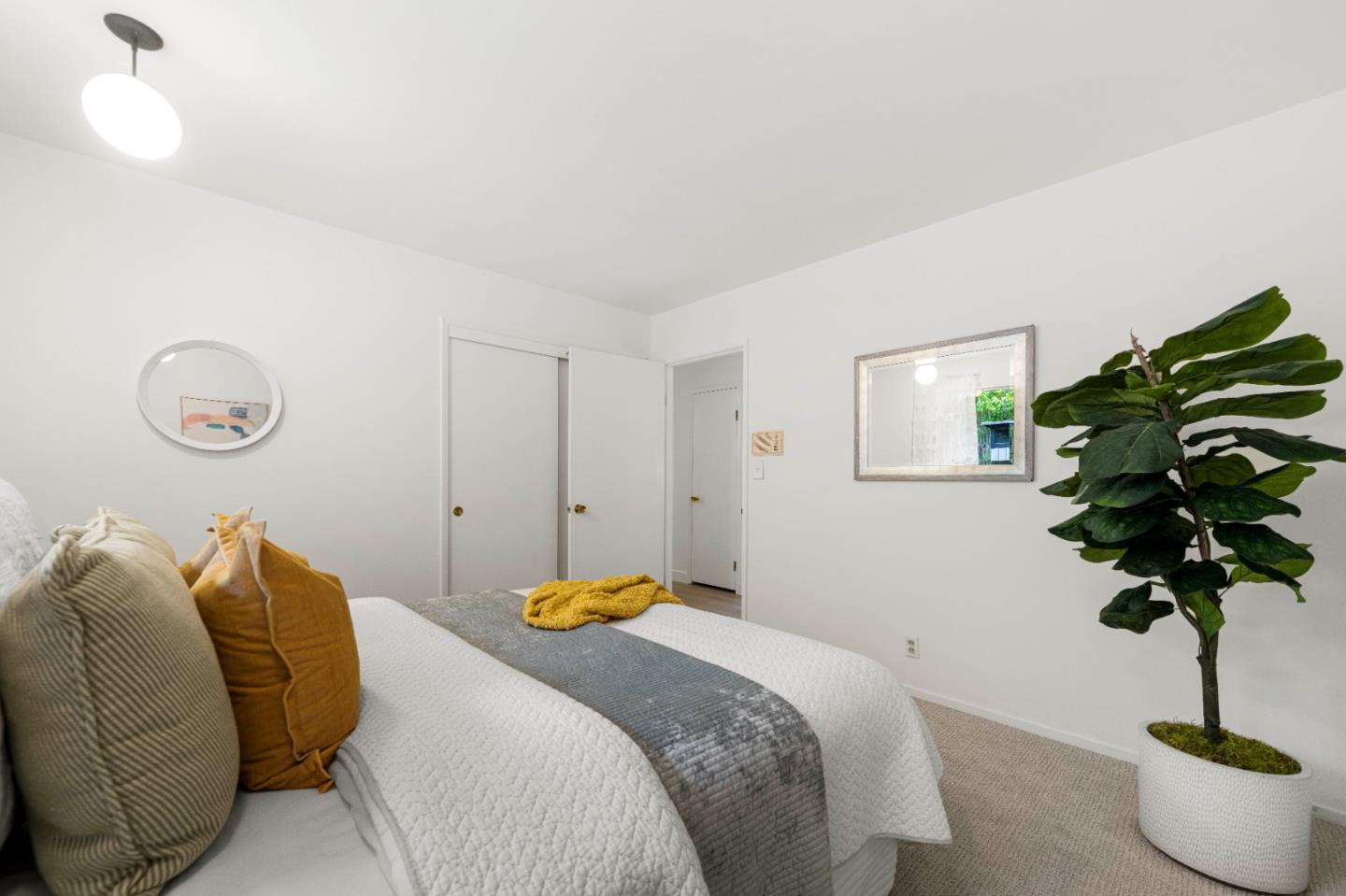 Detail Gallery Image 29 of 59 For 16325 Oakhurst Dr, Monte Sereno,  CA 95030 - 6 Beds | 3 Baths