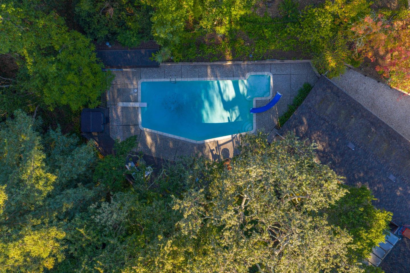 Detail Gallery Image 53 of 59 For 16325 Oakhurst Dr, Monte Sereno,  CA 95030 - 6 Beds | 3 Baths