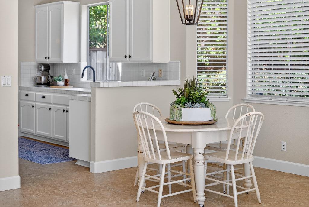 Detail Gallery Image 21 of 60 For 217 Augusta Ln, Aptos,  CA 95003 - 4 Beds | 2/1 Baths