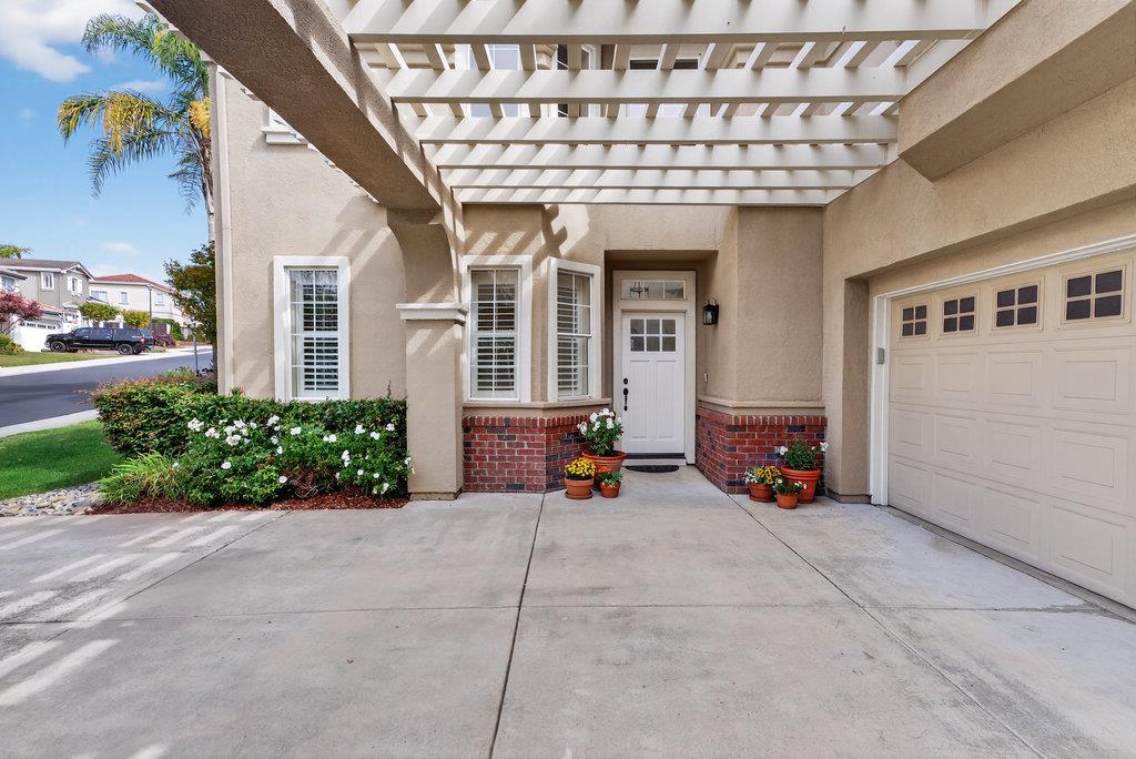 Detail Gallery Image 8 of 60 For 217 Augusta Ln, Aptos,  CA 95003 - 4 Beds | 2/1 Baths