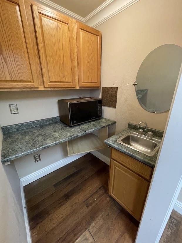 Detail Gallery Image 8 of 11 For 943 Airport Blvd, South San Francisco,  CA 94080 - – Beds | – Baths