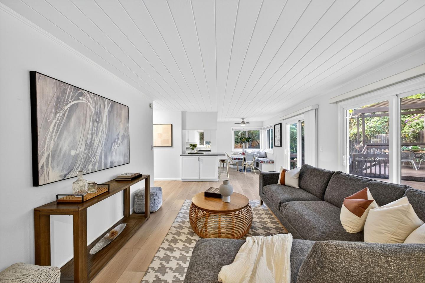 Detail Gallery Image 19 of 53 For 3988 Jefferson Ave, Redwood City,  CA 94062 - 3 Beds | 3 Baths