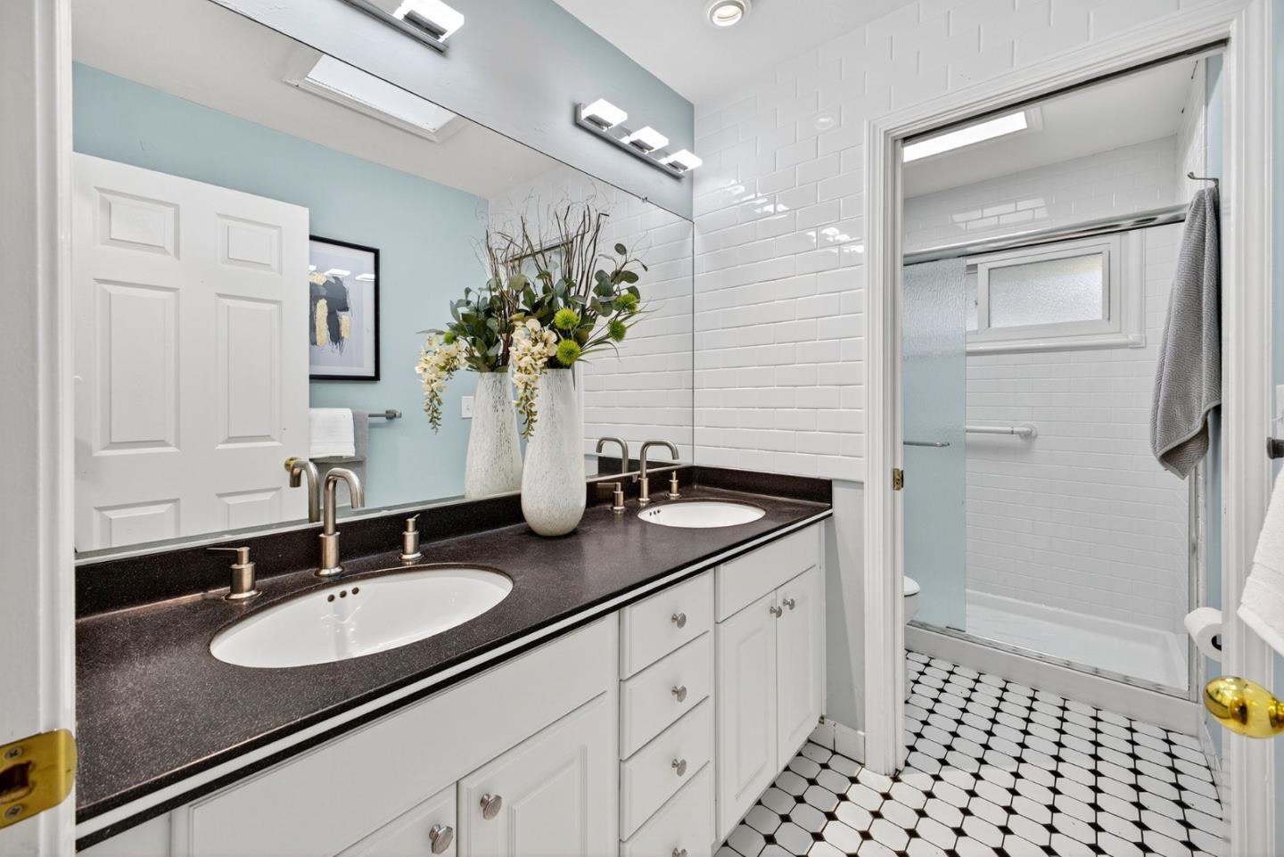 Detail Gallery Image 24 of 53 For 3988 Jefferson Ave, Redwood City,  CA 94062 - 3 Beds | 3 Baths