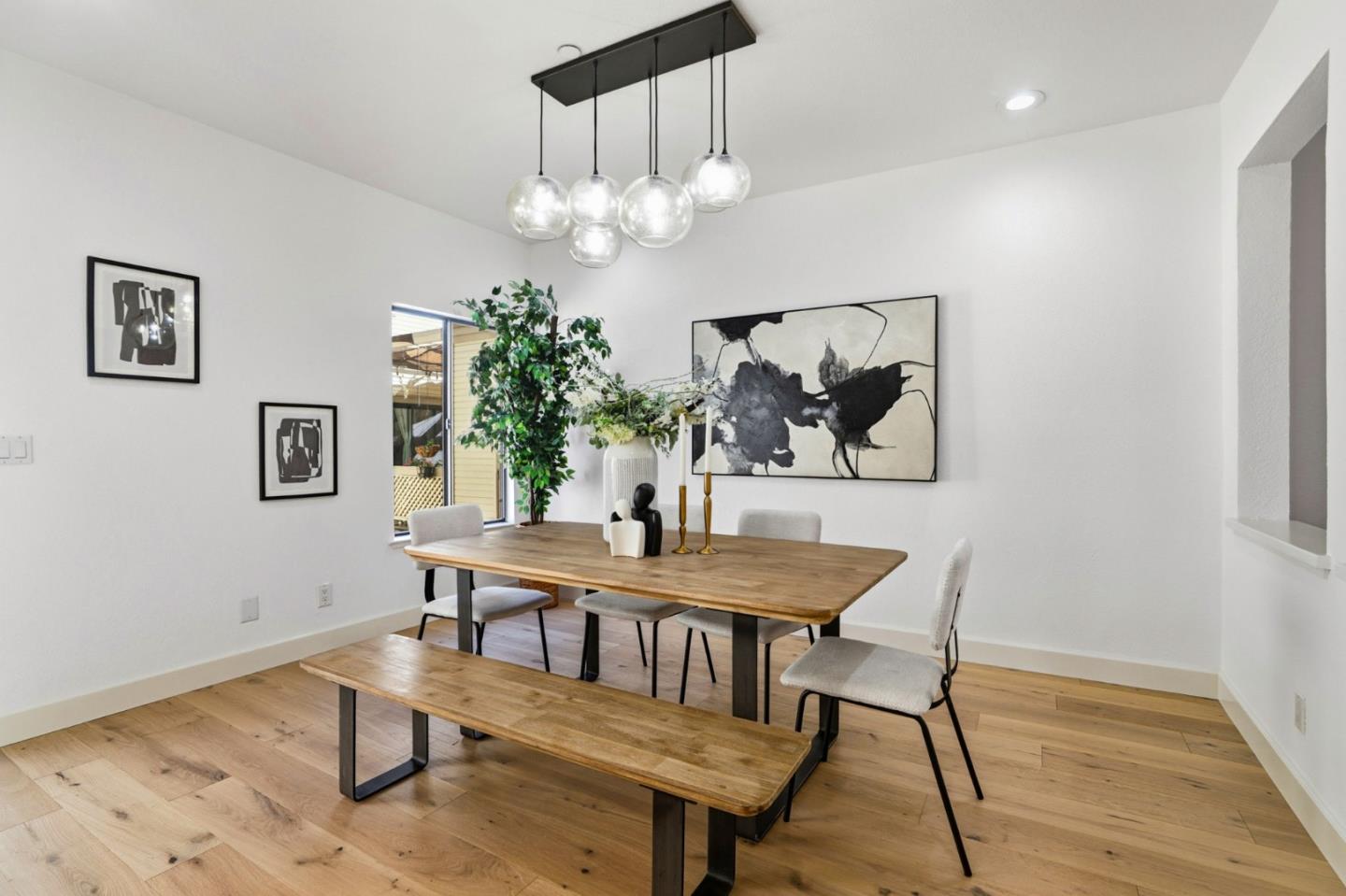 Detail Gallery Image 21 of 54 For 926 La Mesa Ter #E,  Sunnyvale,  CA 94086 - 4 Beds | 2/1 Baths