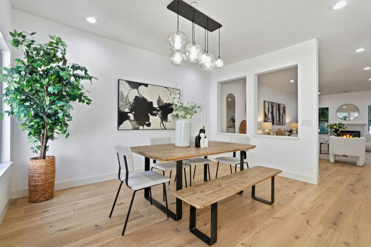 Detail Gallery Image 22 of 54 For 926 La Mesa Ter #E,  Sunnyvale,  CA 94086 - 4 Beds | 2/1 Baths